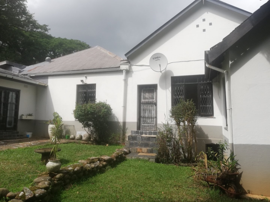 7 Bedroom Property for Sale in Umtentweni KwaZulu-Natal