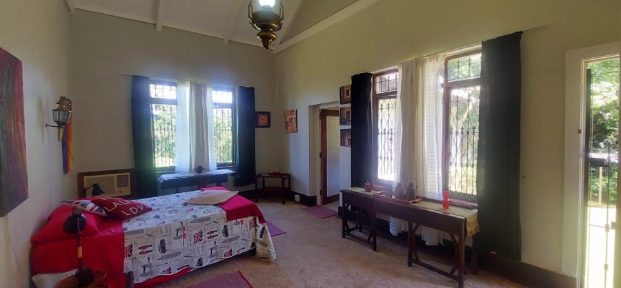 7 Bedroom Property for Sale in Umtentweni KwaZulu-Natal