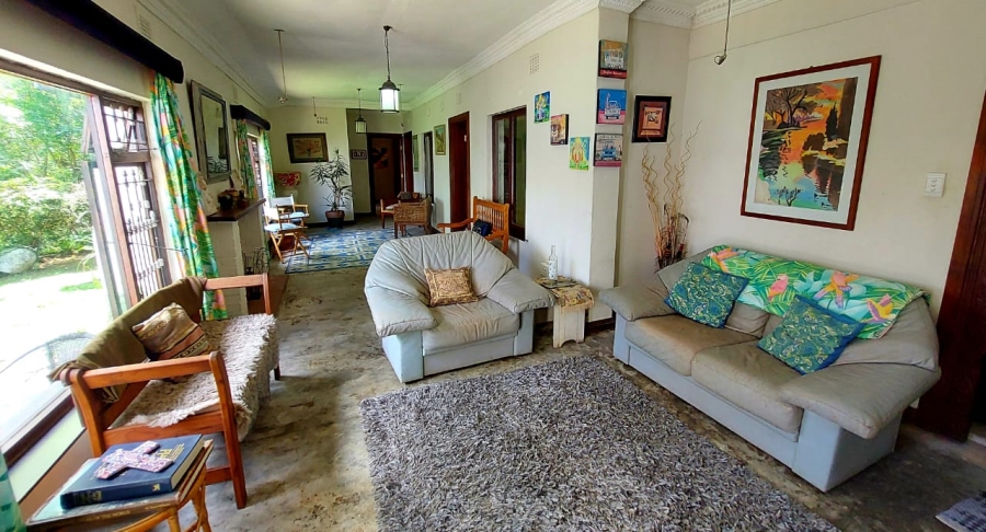 7 Bedroom Property for Sale in Umtentweni KwaZulu-Natal