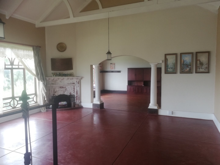 7 Bedroom Property for Sale in Umtentweni KwaZulu-Natal