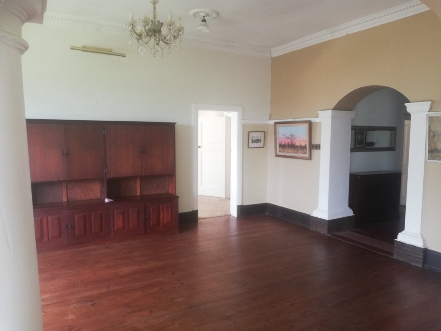7 Bedroom Property for Sale in Umtentweni KwaZulu-Natal