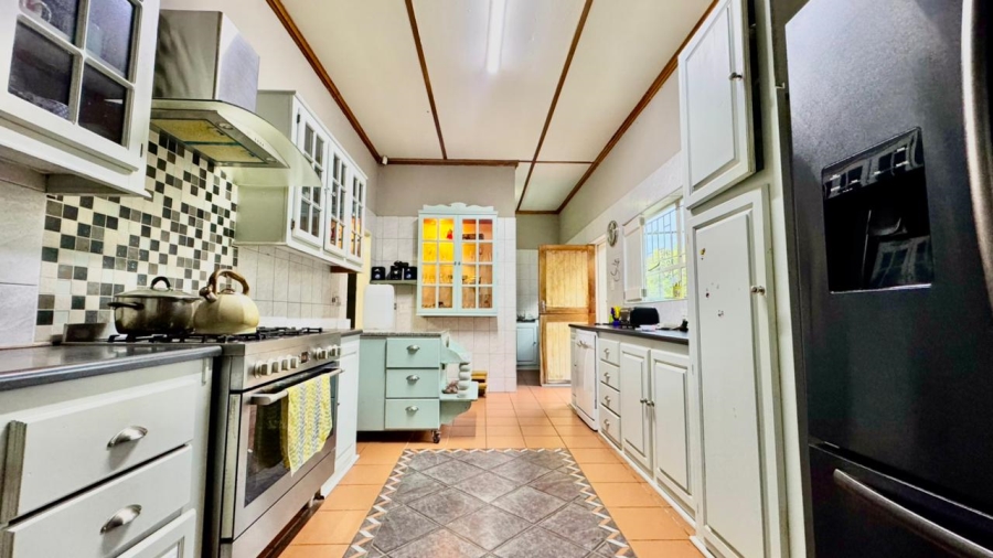 4 Bedroom Property for Sale in Signal Hill KwaZulu-Natal