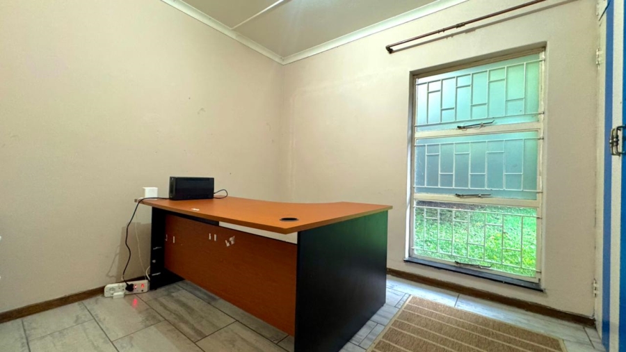 4 Bedroom Property for Sale in Signal Hill KwaZulu-Natal