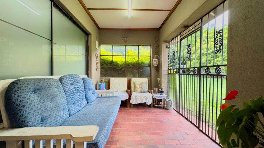 4 Bedroom Property for Sale in Signal Hill KwaZulu-Natal