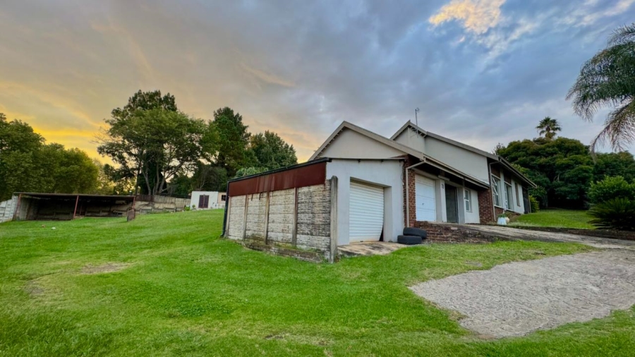 4 Bedroom Property for Sale in Signal Hill KwaZulu-Natal