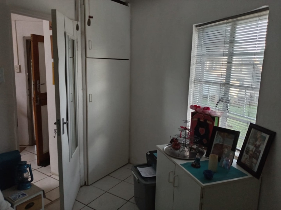 2 Bedroom Property for Sale in Woodgrange KwaZulu-Natal