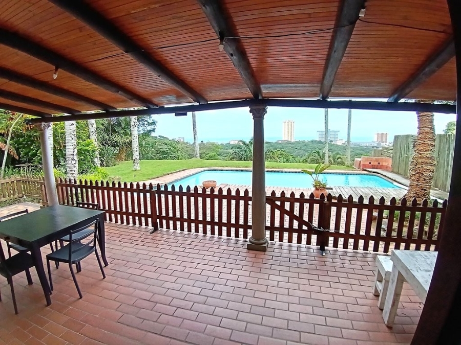4 Bedroom Property for Sale in Amanzimtoti KwaZulu-Natal