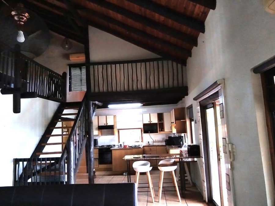 4 Bedroom Property for Sale in Amanzimtoti KwaZulu-Natal