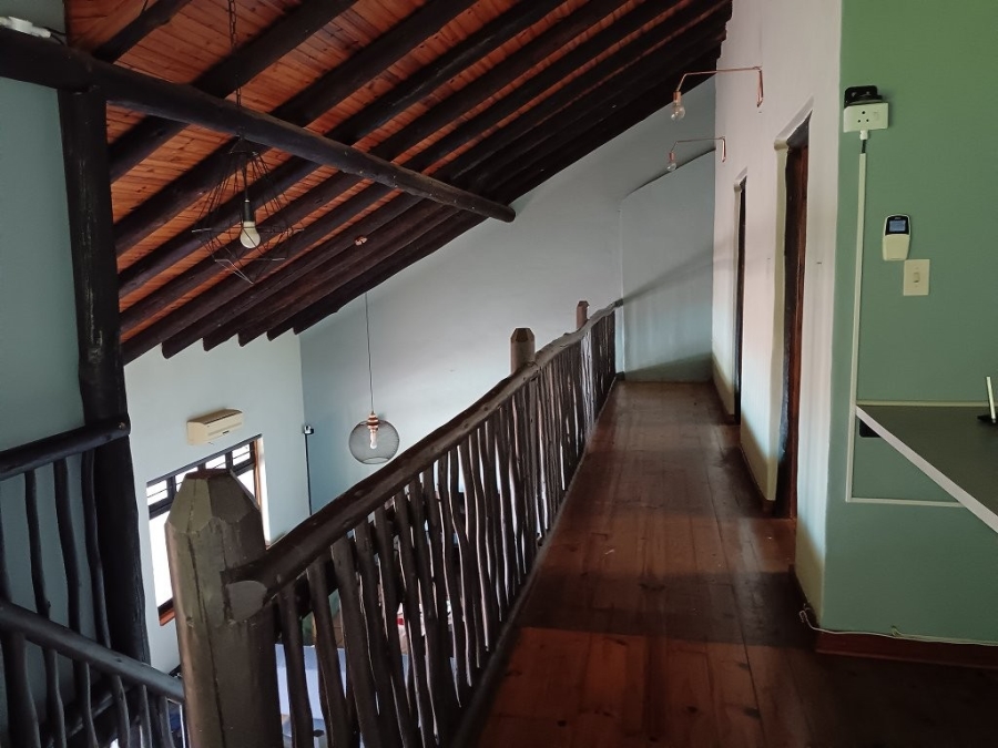 4 Bedroom Property for Sale in Amanzimtoti KwaZulu-Natal