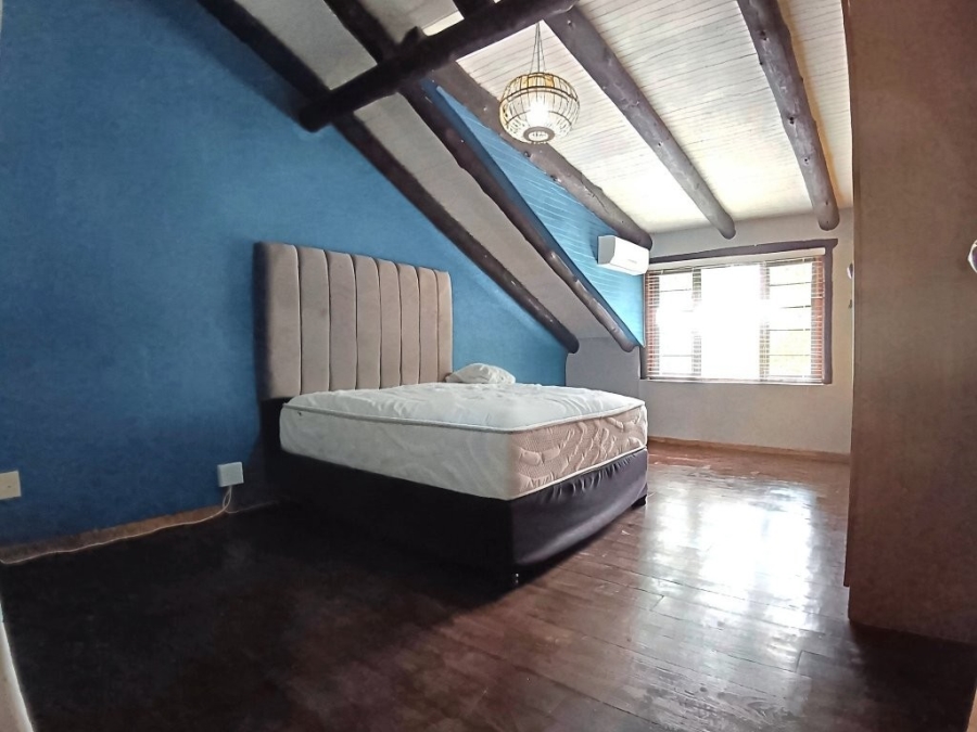 4 Bedroom Property for Sale in Amanzimtoti KwaZulu-Natal