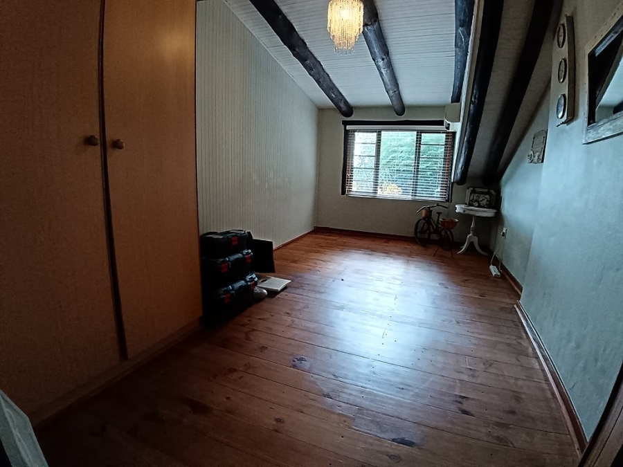 4 Bedroom Property for Sale in Amanzimtoti KwaZulu-Natal