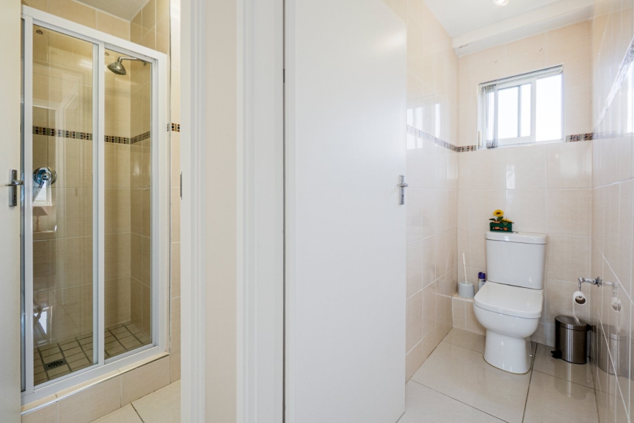 3 Bedroom Property for Sale in Amanzimtoti KwaZulu-Natal