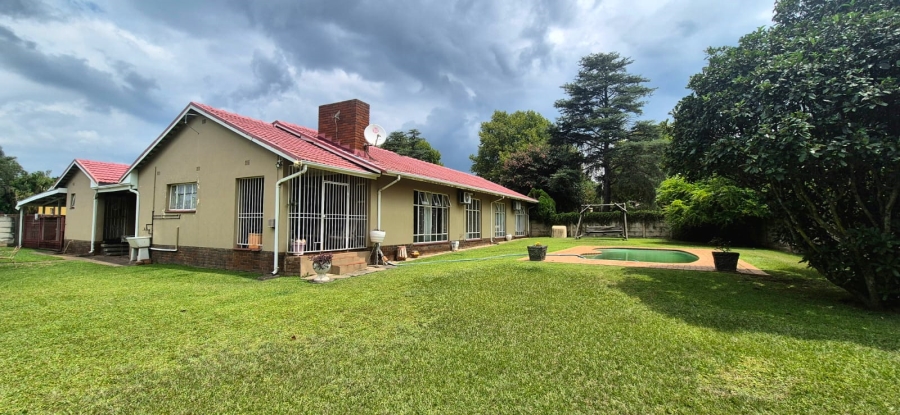 4 Bedroom Property for Sale in Huttenheights KwaZulu-Natal