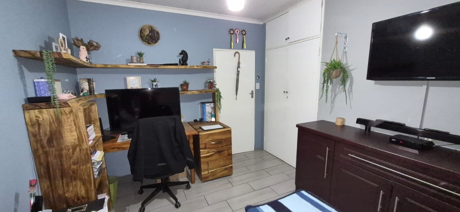 4 Bedroom Property for Sale in Huttenheights KwaZulu-Natal