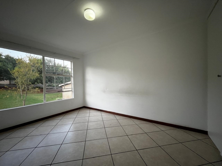 1 Bedroom Property for Sale in Sunnyridge KwaZulu-Natal