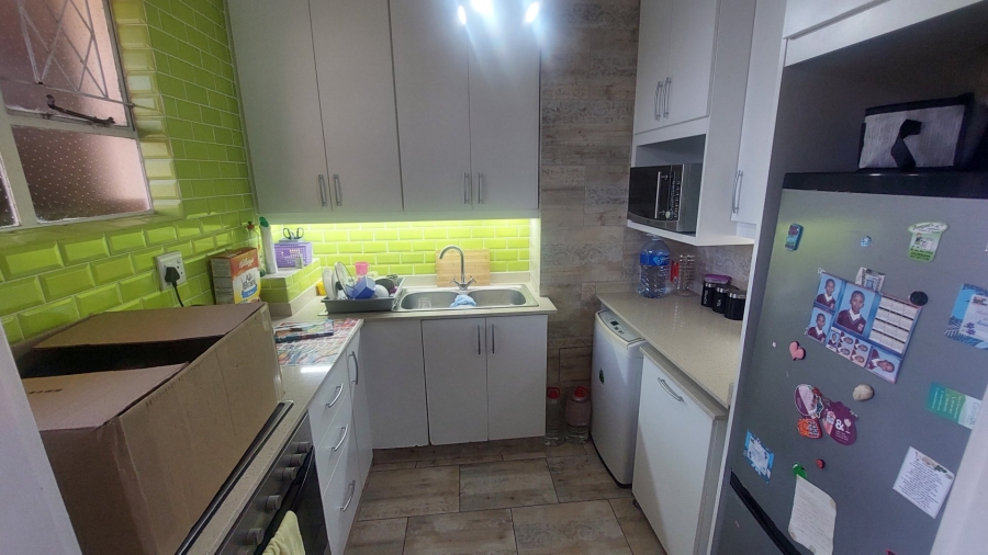 To Let 1 Bedroom Property for Rent in Glenwood KwaZulu-Natal