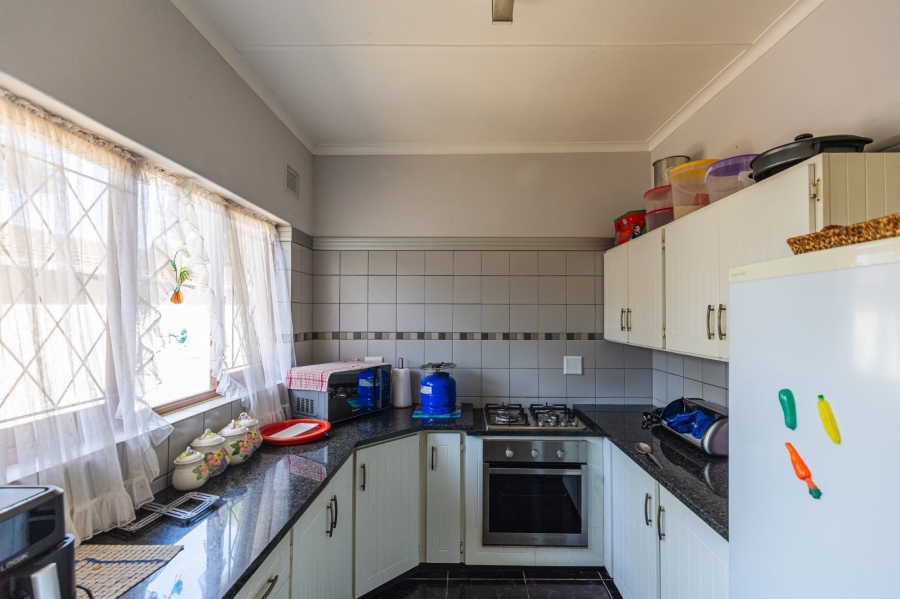 2 Bedroom Property for Sale in Umtentweni KwaZulu-Natal