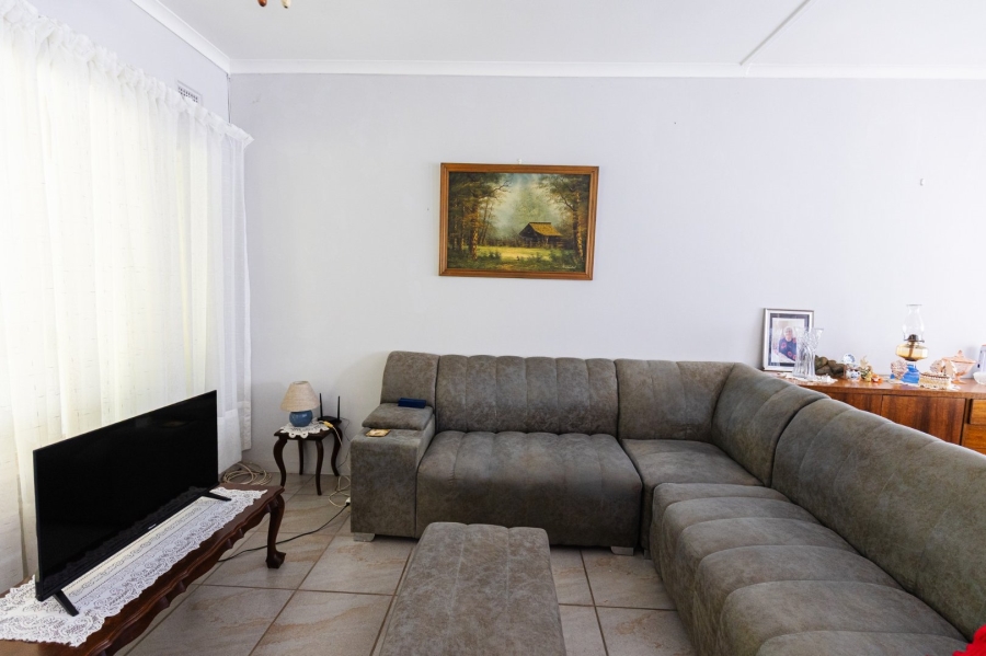 2 Bedroom Property for Sale in Umtentweni KwaZulu-Natal