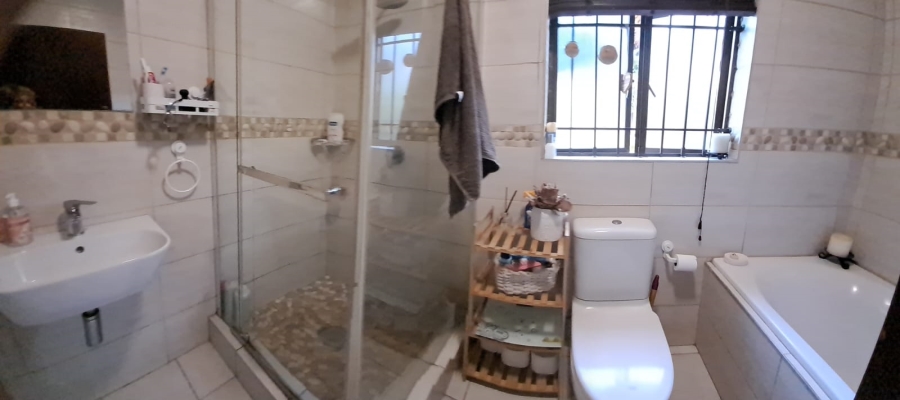 4 Bedroom Property for Sale in Bluff KwaZulu-Natal