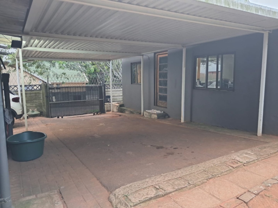 4 Bedroom Property for Sale in Bluff KwaZulu-Natal