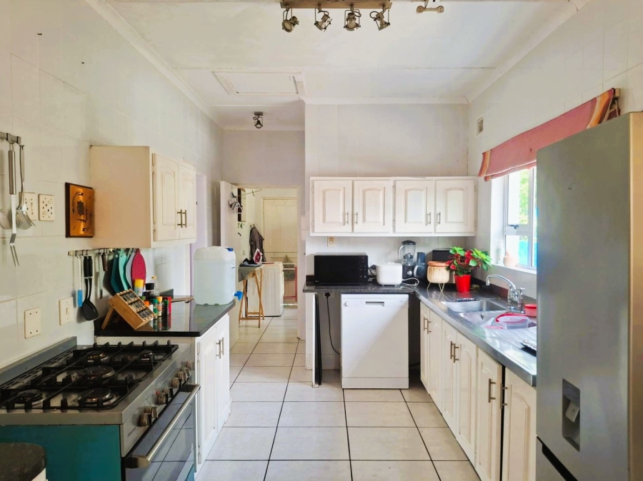 3 Bedroom Property for Sale in Uvongo KwaZulu-Natal