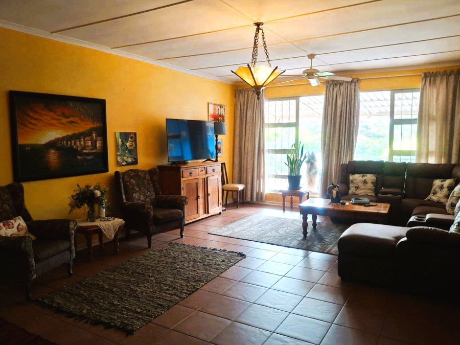 3 Bedroom Property for Sale in Uvongo KwaZulu-Natal