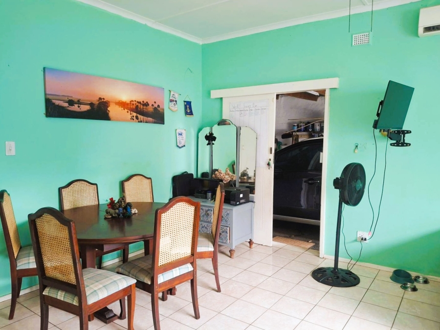 3 Bedroom Property for Sale in Uvongo KwaZulu-Natal