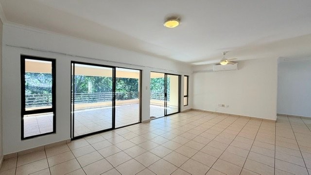 4 Bedroom Property for Sale in St Michaels On Sea KwaZulu-Natal