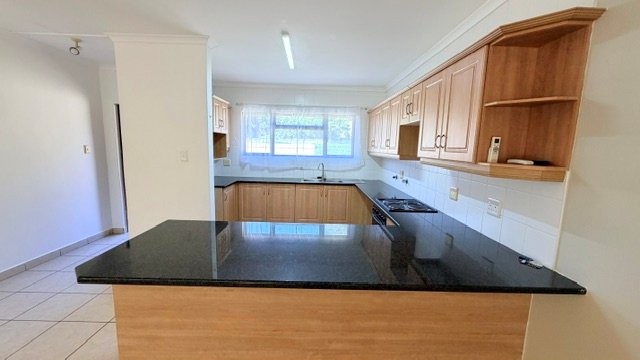 4 Bedroom Property for Sale in St Michaels On Sea KwaZulu-Natal