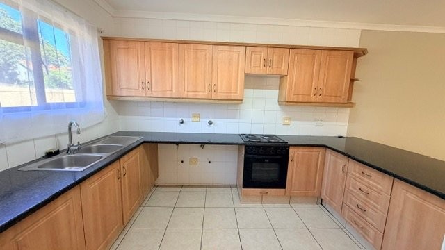 4 Bedroom Property for Sale in St Michaels On Sea KwaZulu-Natal