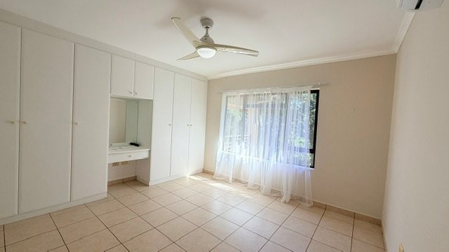 4 Bedroom Property for Sale in St Michaels On Sea KwaZulu-Natal