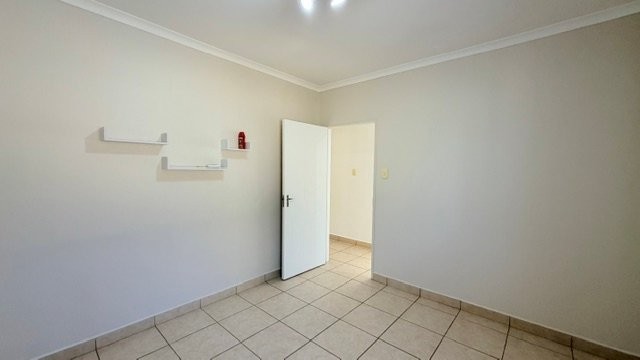 4 Bedroom Property for Sale in St Michaels On Sea KwaZulu-Natal