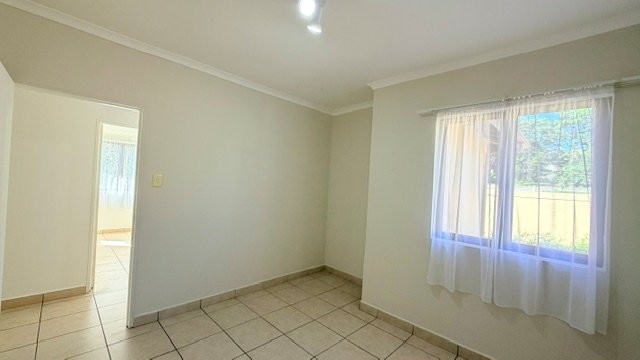 4 Bedroom Property for Sale in St Michaels On Sea KwaZulu-Natal