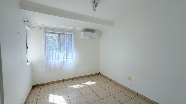 4 Bedroom Property for Sale in St Michaels On Sea KwaZulu-Natal