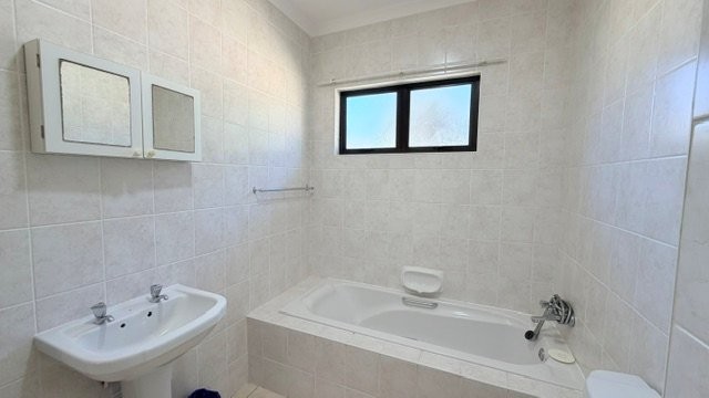 4 Bedroom Property for Sale in St Michaels On Sea KwaZulu-Natal