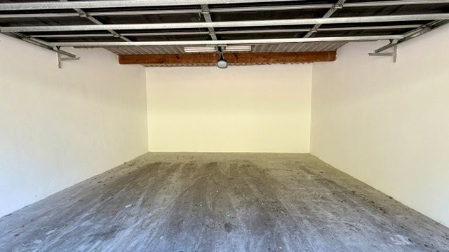 4 Bedroom Property for Sale in St Michaels On Sea KwaZulu-Natal