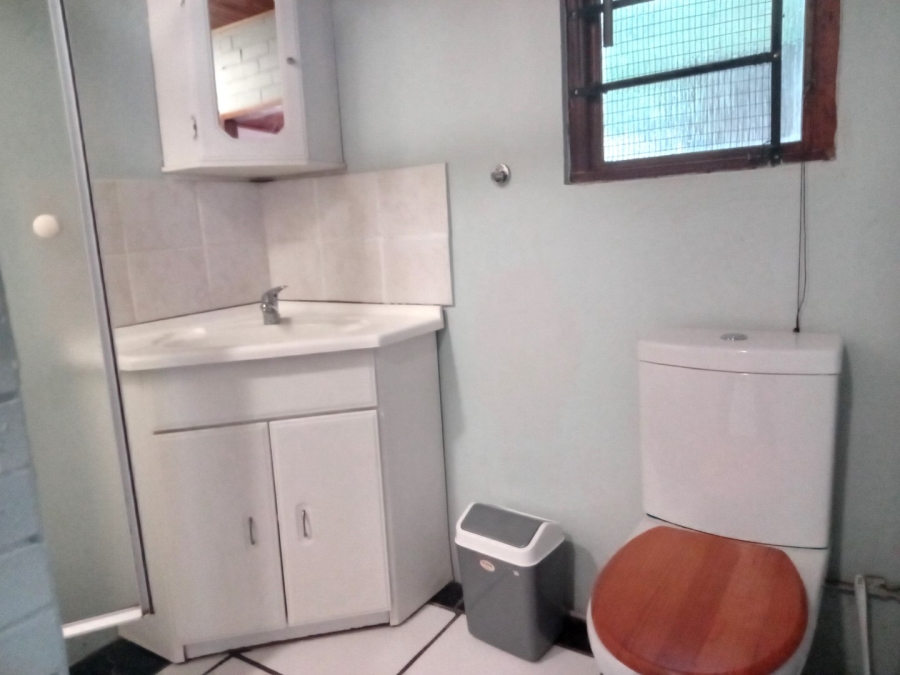 To Let 1 Bedroom Property for Rent in Chase Valley Downs KwaZulu-Natal