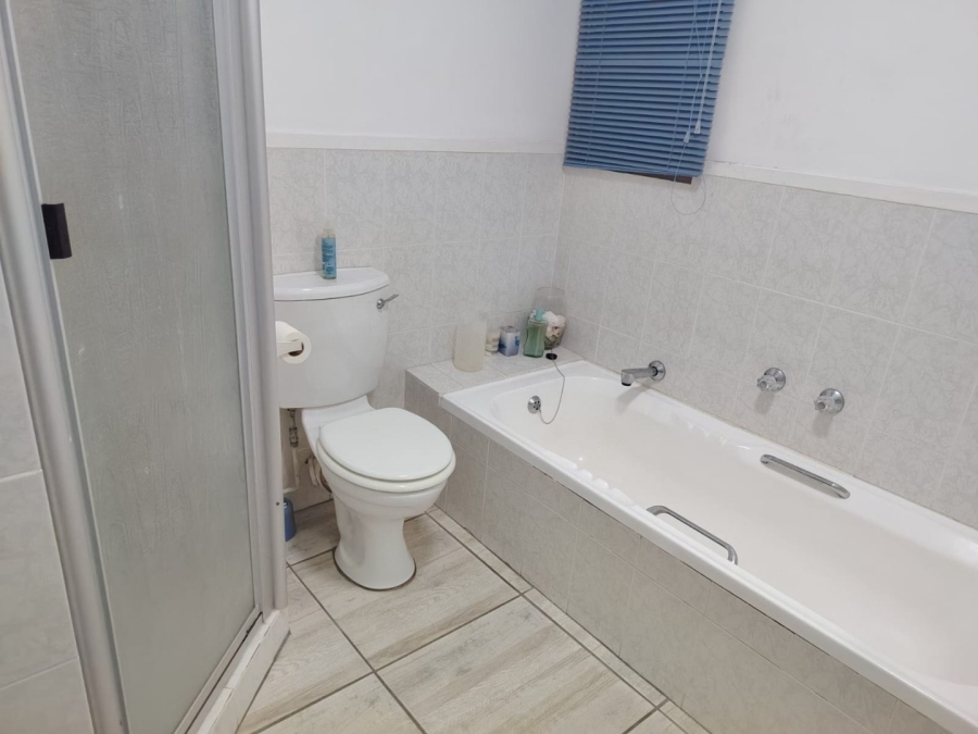 3 Bedroom Property for Sale in Shelly Beach KwaZulu-Natal