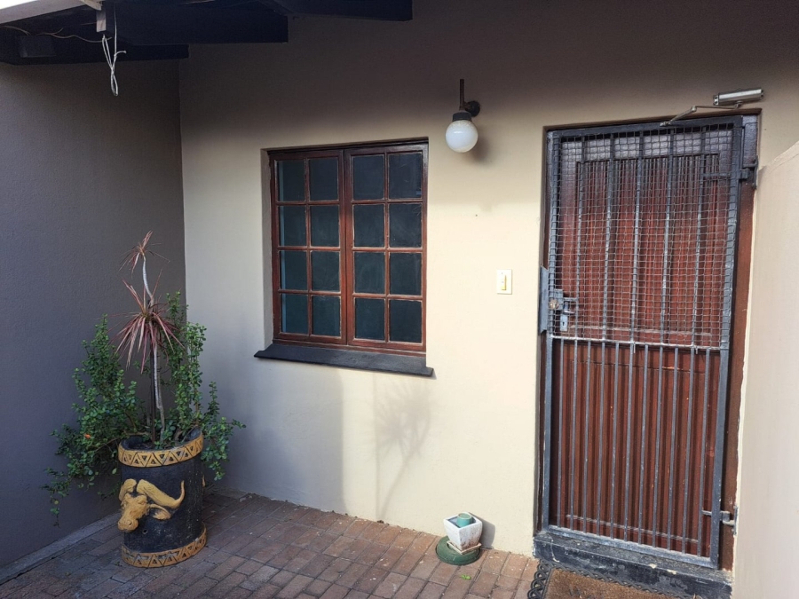 To Let 3 Bedroom Property for Rent in Margate KwaZulu-Natal
