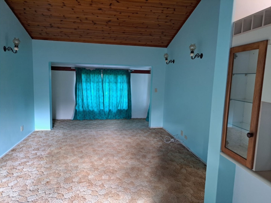 To Let 3 Bedroom Property for Rent in Margate KwaZulu-Natal