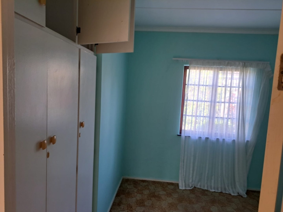 To Let 3 Bedroom Property for Rent in Margate KwaZulu-Natal