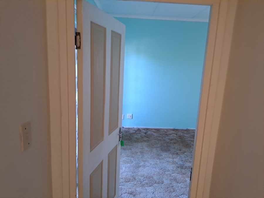 To Let 3 Bedroom Property for Rent in Margate KwaZulu-Natal