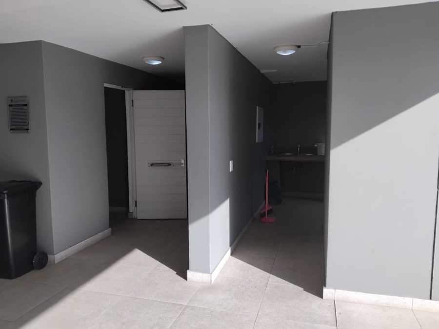 2 Bedroom Property for Sale in New Town Centre KwaZulu-Natal