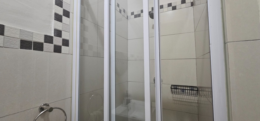 To Let 2 Bedroom Property for Rent in Umhlanga KwaZulu-Natal