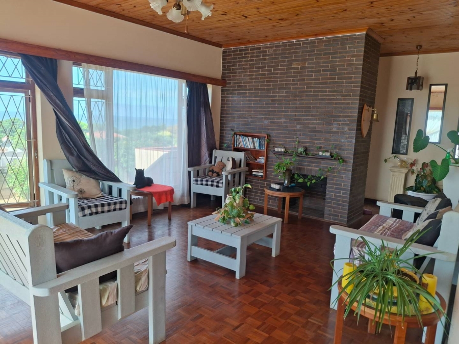 3 Bedroom Property for Sale in Uvongo KwaZulu-Natal