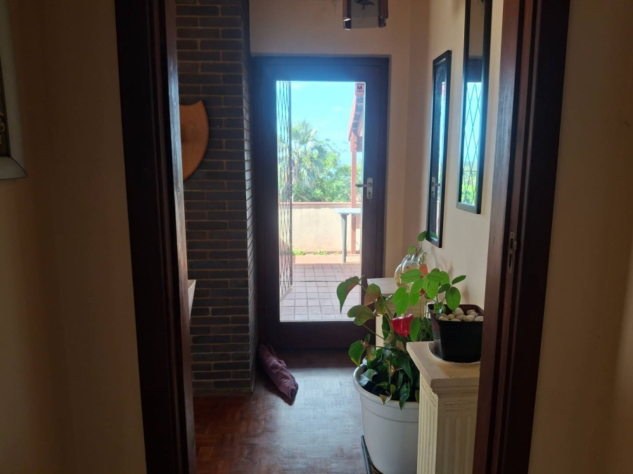 3 Bedroom Property for Sale in Uvongo KwaZulu-Natal