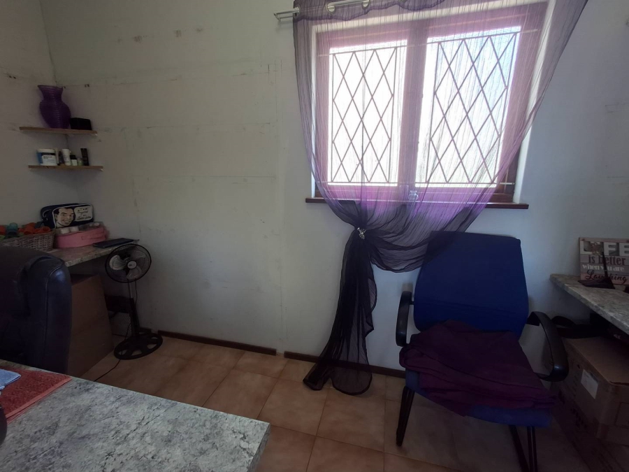 3 Bedroom Property for Sale in Uvongo KwaZulu-Natal