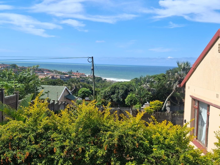 3 Bedroom Property for Sale in Uvongo KwaZulu-Natal