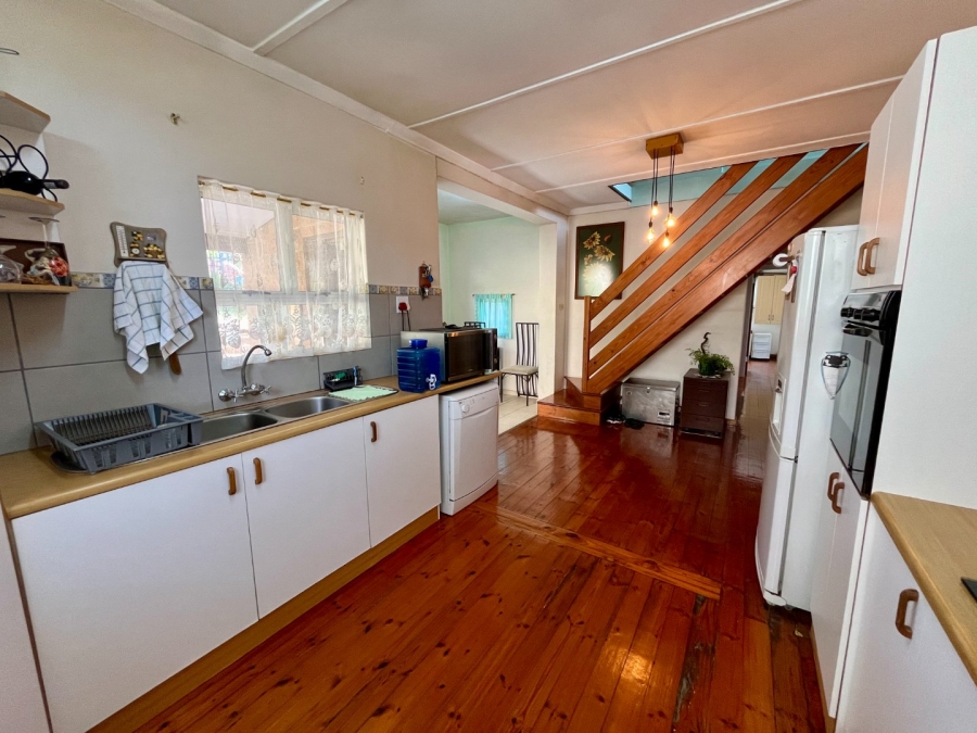 3 Bedroom Property for Sale in Mount Vernon KwaZulu-Natal