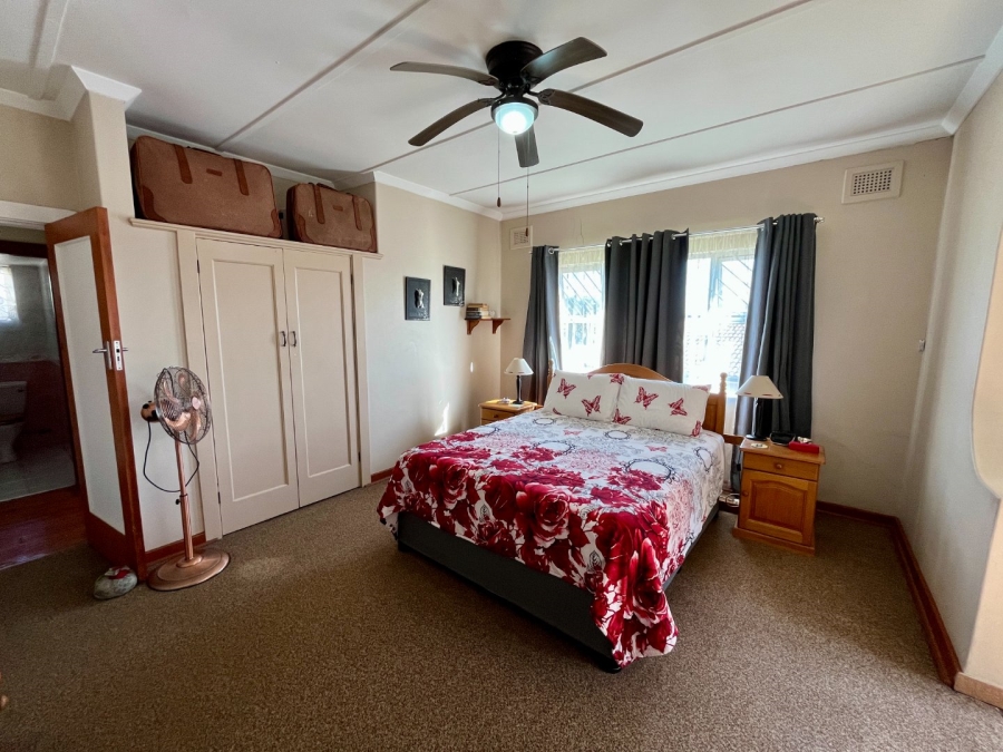 3 Bedroom Property for Sale in Mount Vernon KwaZulu-Natal